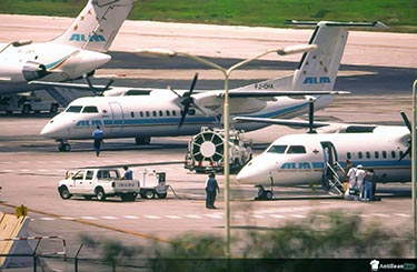 ALM Bombardier Dash 8 - at HATO Curacao International Airport