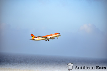 Avianca Airlines - A320 taking off from Curacao Airport