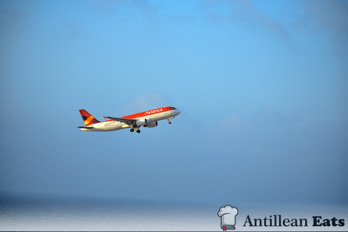 Avianca Airlines - A320 taking off from Curacao Airport