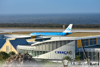 KLM Airbus A330 - taxiing to take off