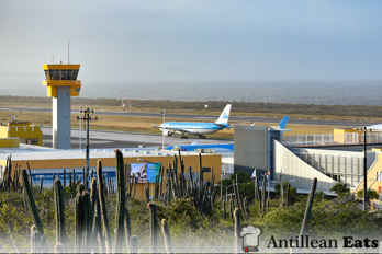 KLM Airbus A330 - taxiing to take off