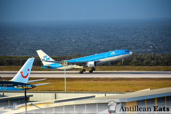 KLM Airbus A330 - taking off from Curacao