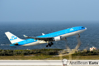 KLM Airbus A330 - taking off from Curacao