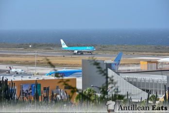 KLM Airbus A330 - approaching Curacao Airport