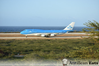KLM - Boeing 747 taxiing at Curacao Airport