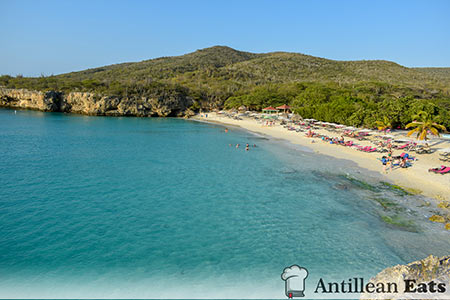 Playa Kenepa / Kenepa Beach) class=